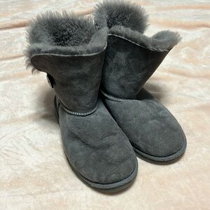 UGG BOOTS!